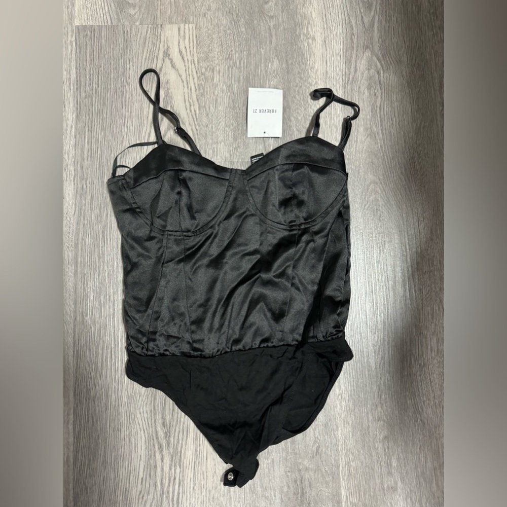 bodysuit size M